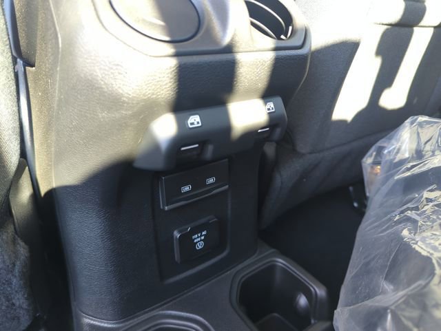 New 2025 Jeep Gladiator Sport image 30