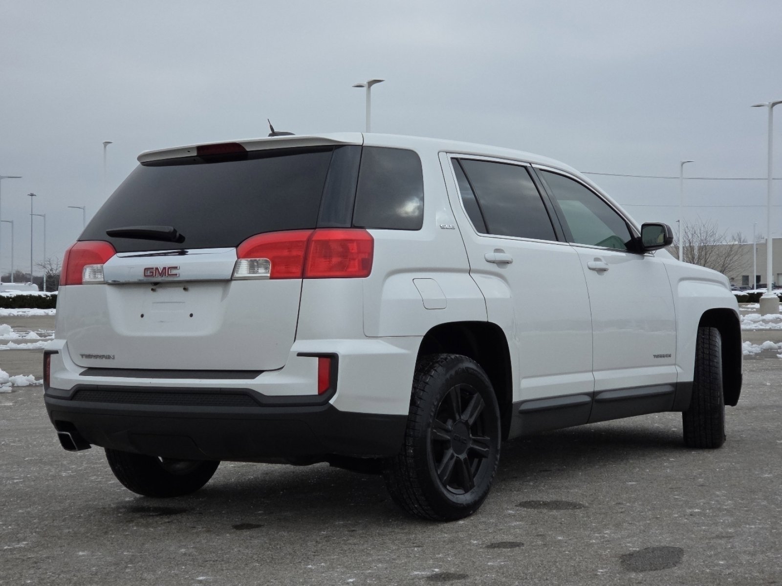 Used 2016 GMC Terrain SLE image 14