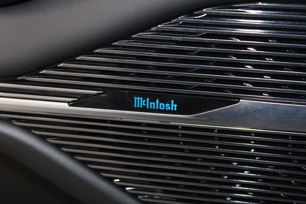 Used 2025 Jeep Grand Wagoneer Series II Obsidian w/ Quick Order Packagew 28T AWD/4WD image 31