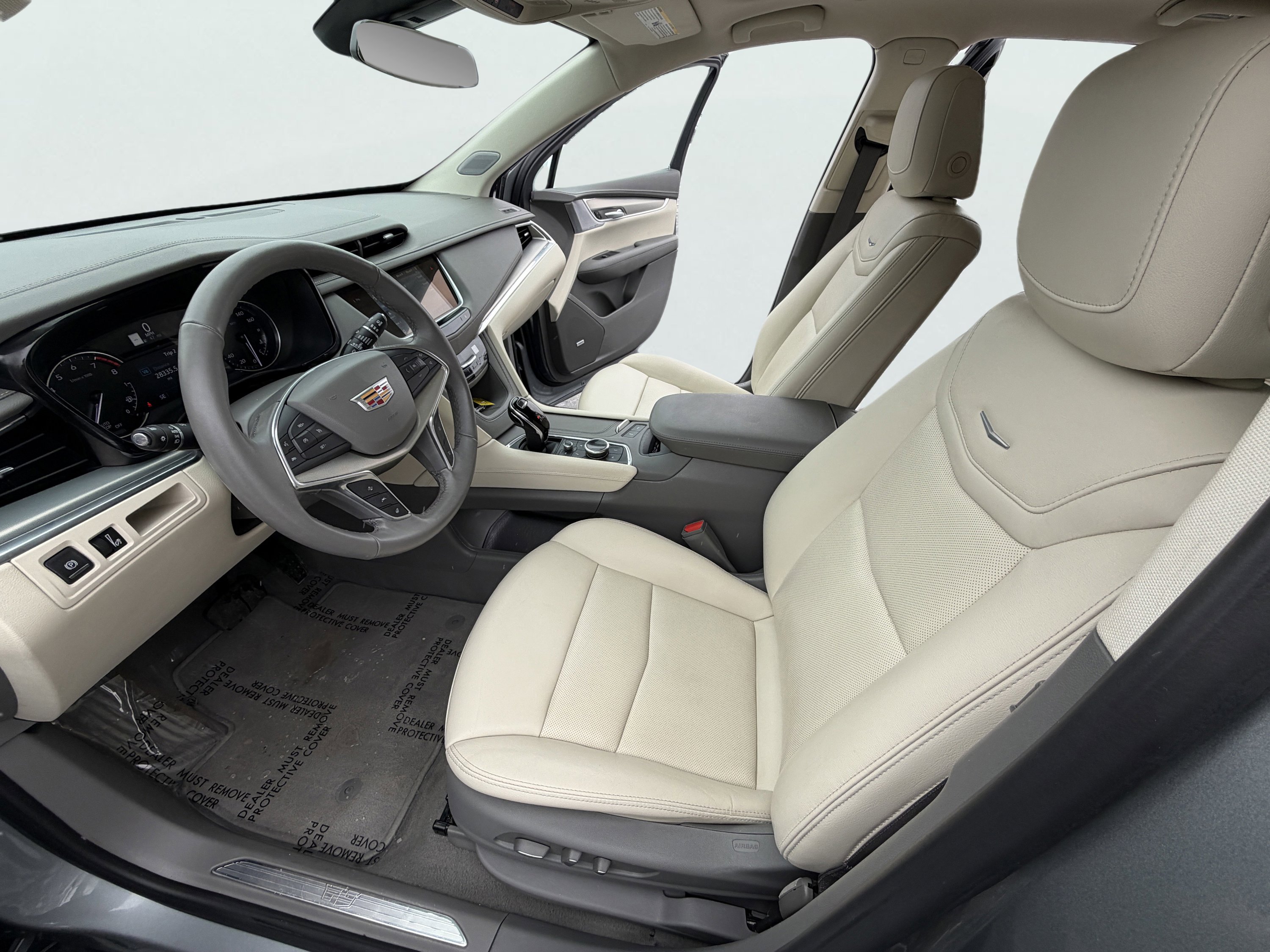Used 2023 Cadillac XT5 Premium Luxury image 13