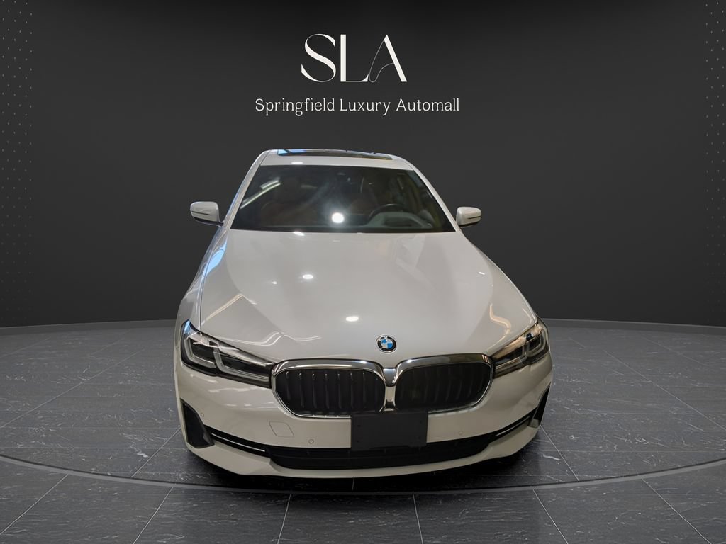 Used 2023 BMW 530i xDrive w/ Premium Package AWD/4WD image 3