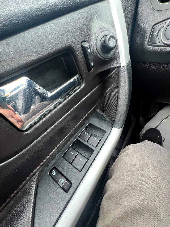 Used 2011 Ford Edge Limited w/ Canadian Touring Pkg image 22