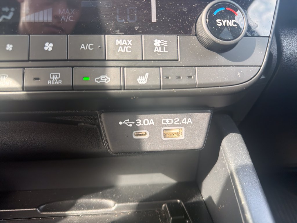 Used 2026 Subaru Outback Limited AWD/4WD image 19