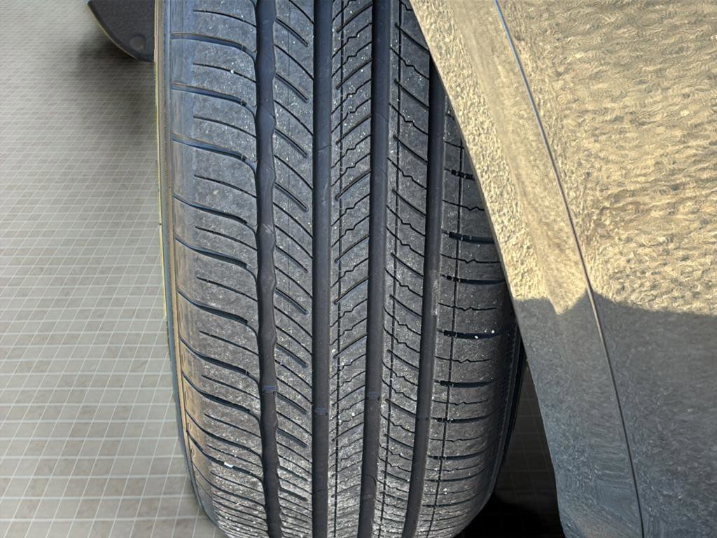 Certified 2026 Genesis GV70 2.5T image 11