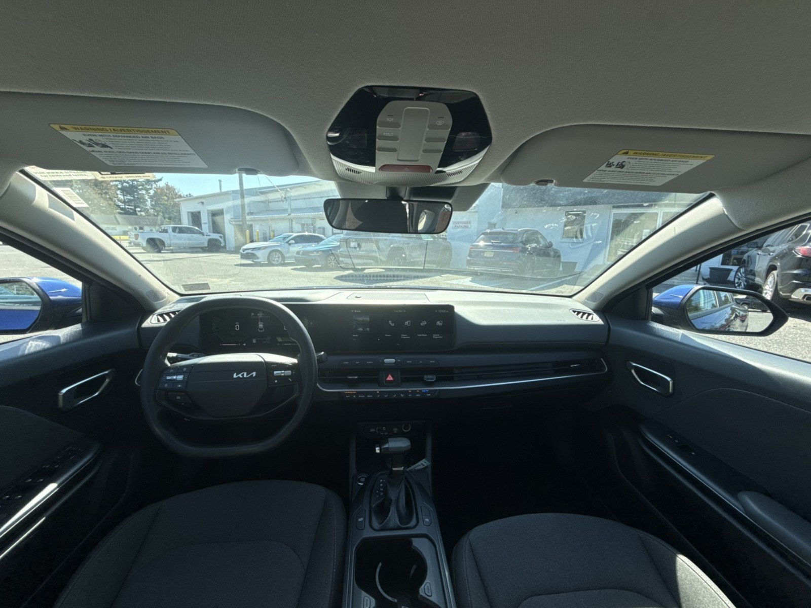 Used 2025 Kia K4 FWD image 25