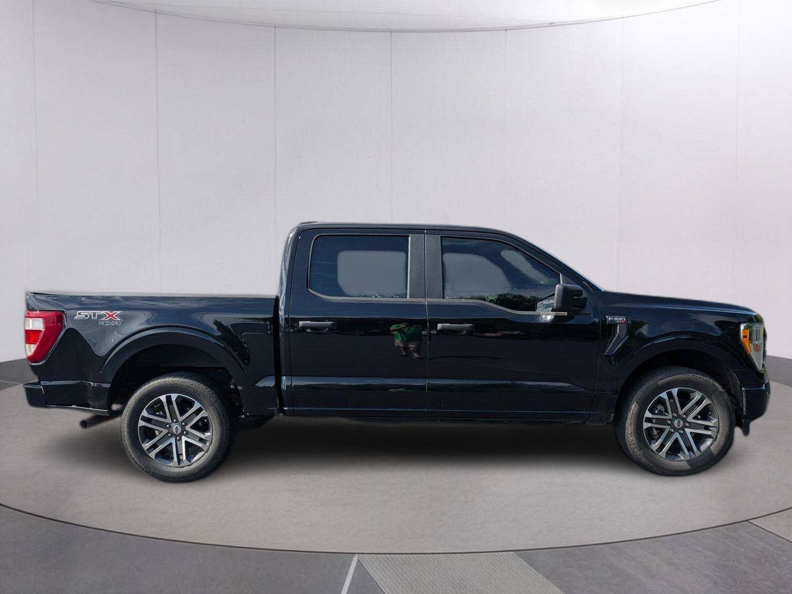 Used 2022 Ford F150 XL w/ STX Appearance Package AWD/4WD image 6