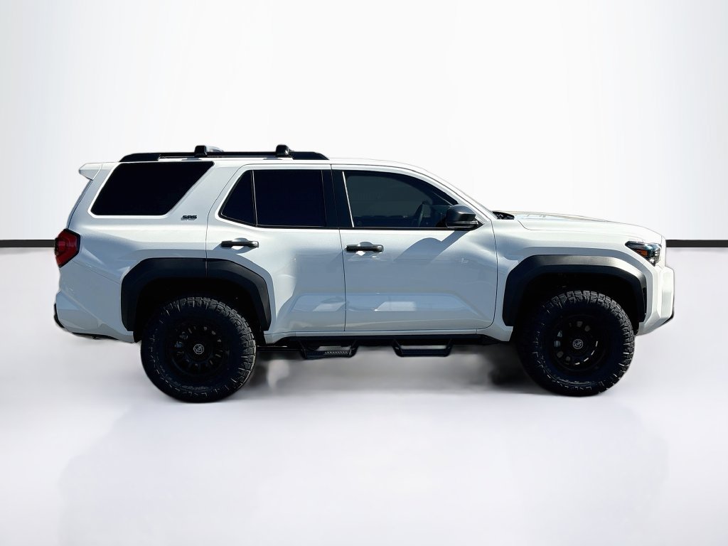 New 2026 Toyota 4Runner SR5 AWD/4WD image 4