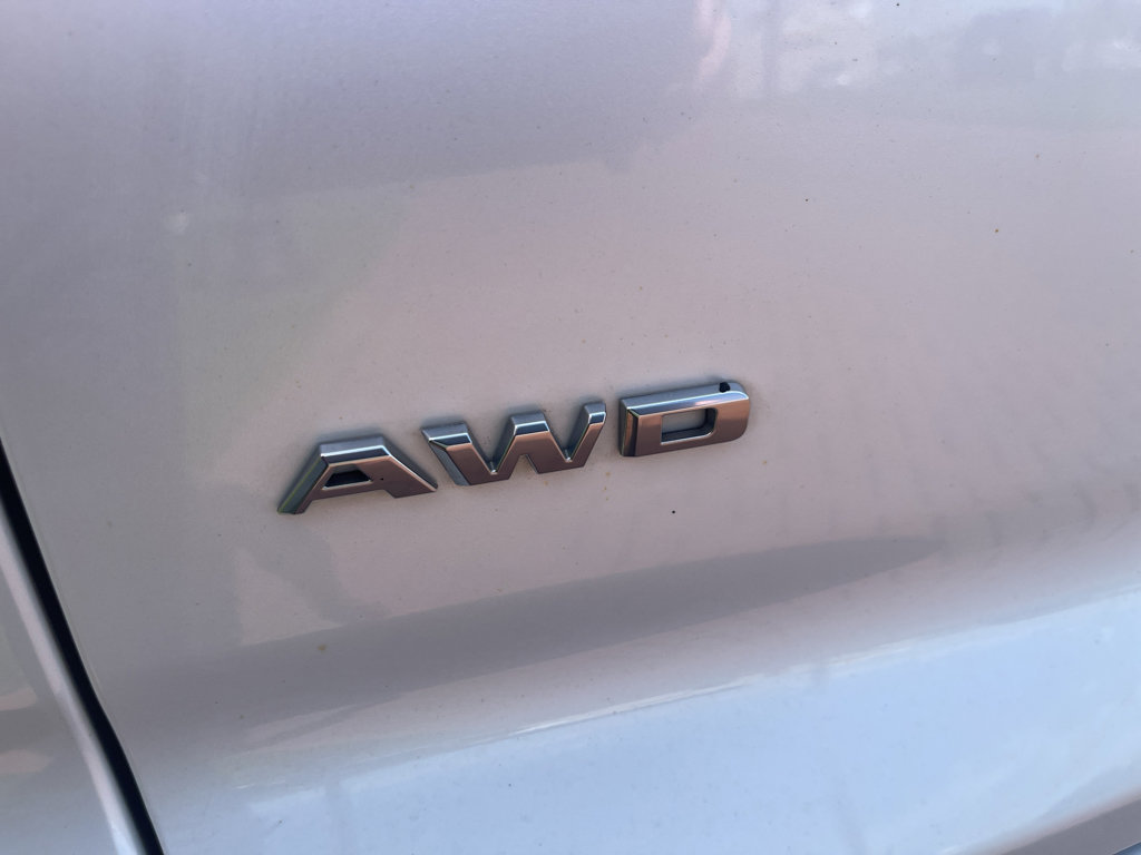 Used 2020 Cadillac XT4 Premium Luxury w/ Cold Weather Package AWD/4WD image 11