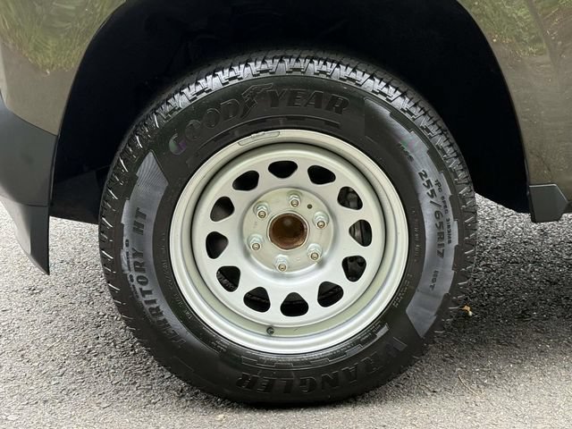 Certified 2024 Chevrolet Colorado W/T RWD image 8
