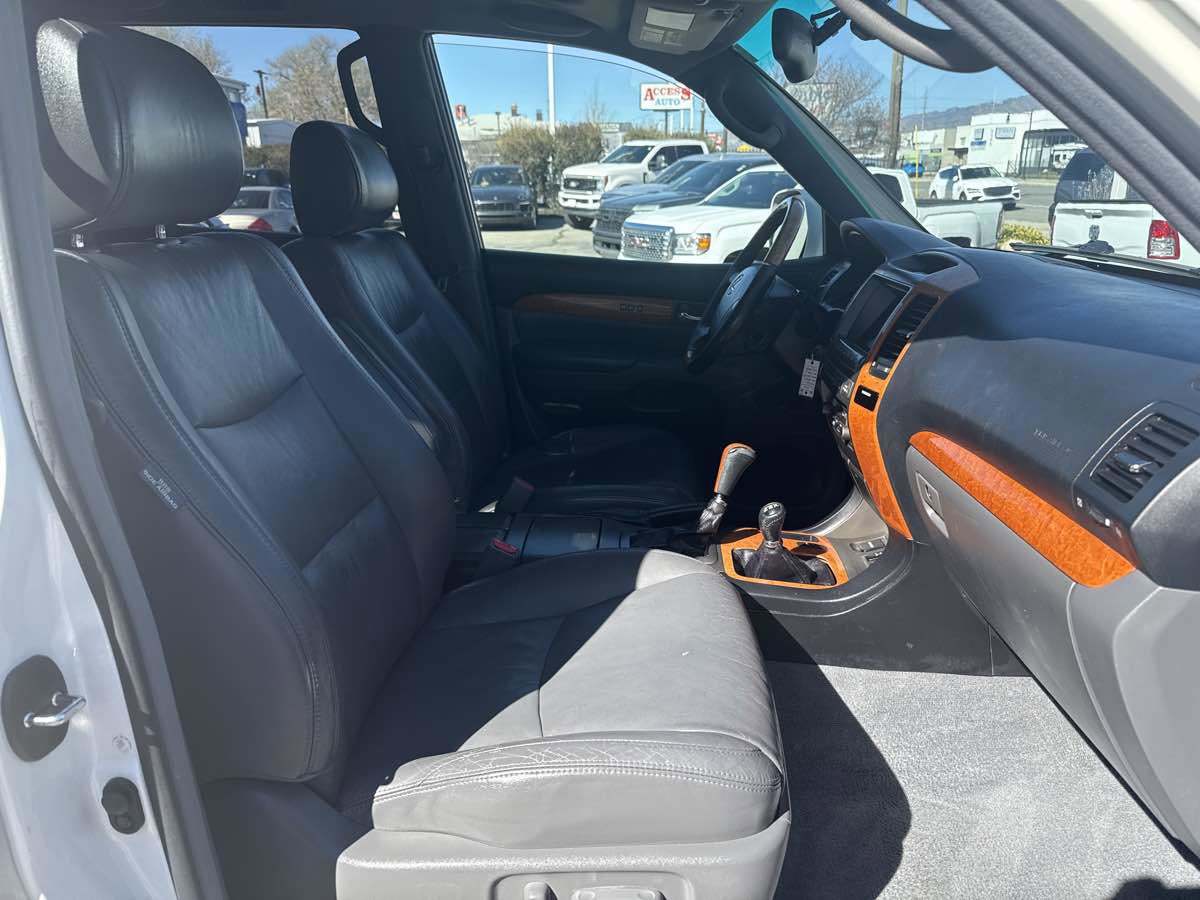 Used 2003 Lexus GX 470 4WD image 22