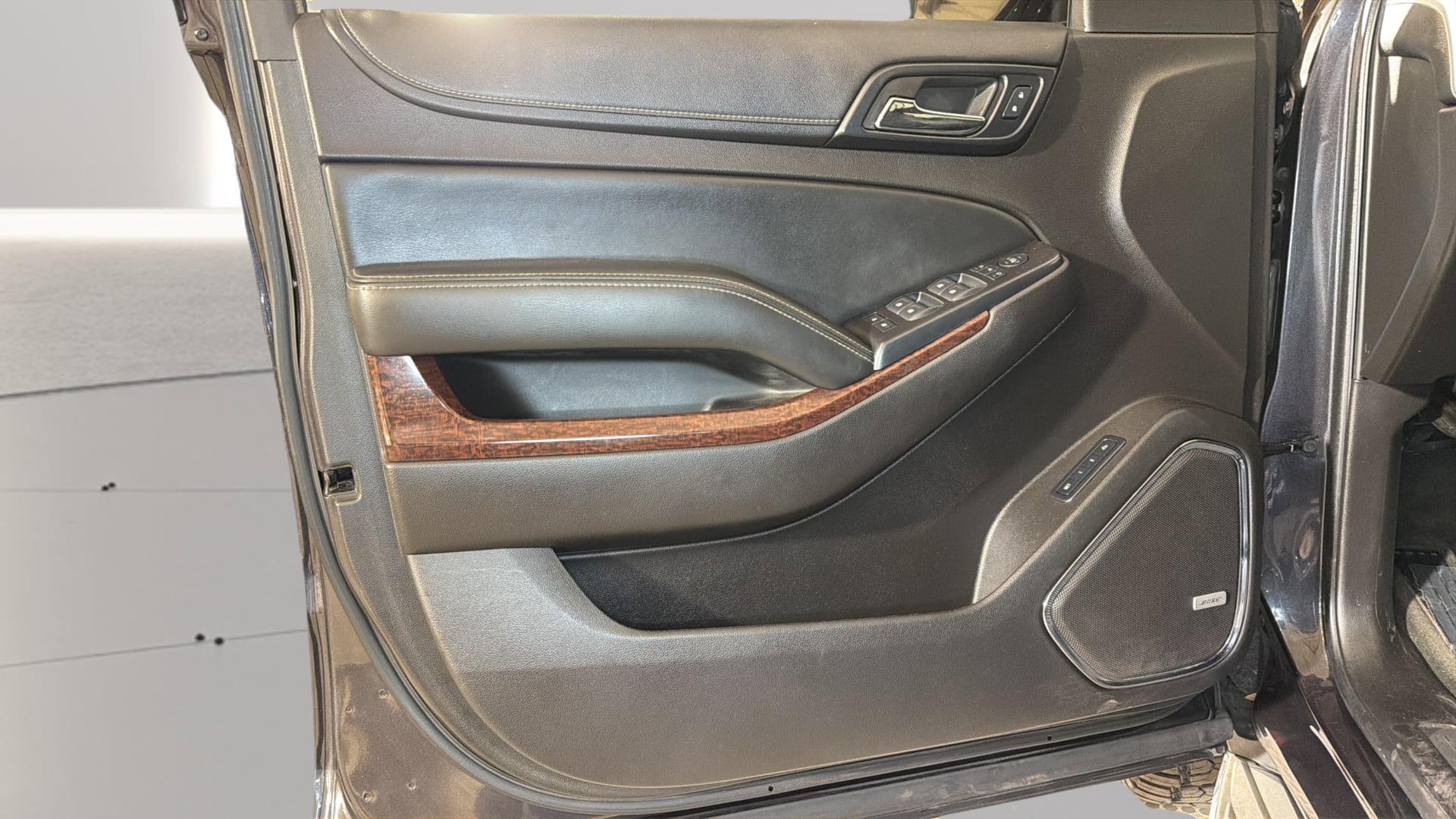 Used 2015 GMC Yukon SLT RWD image 21