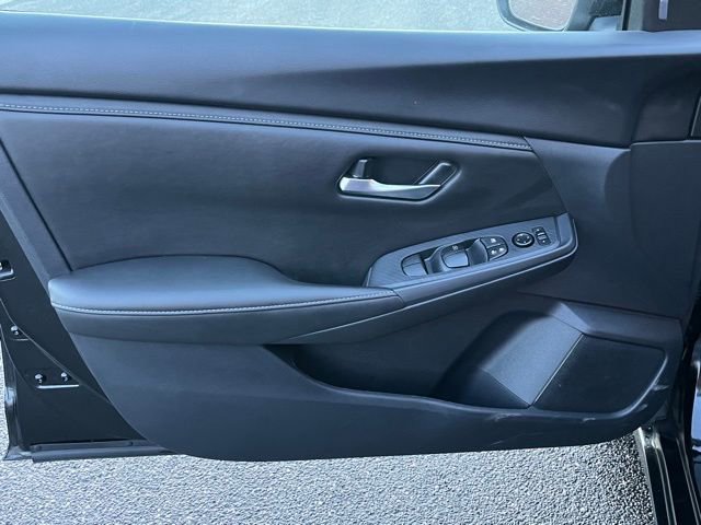 Used 2025 Nissan Sentra SV image 11