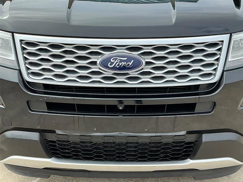 Used 2017 Ford Explorer Platinum image 12