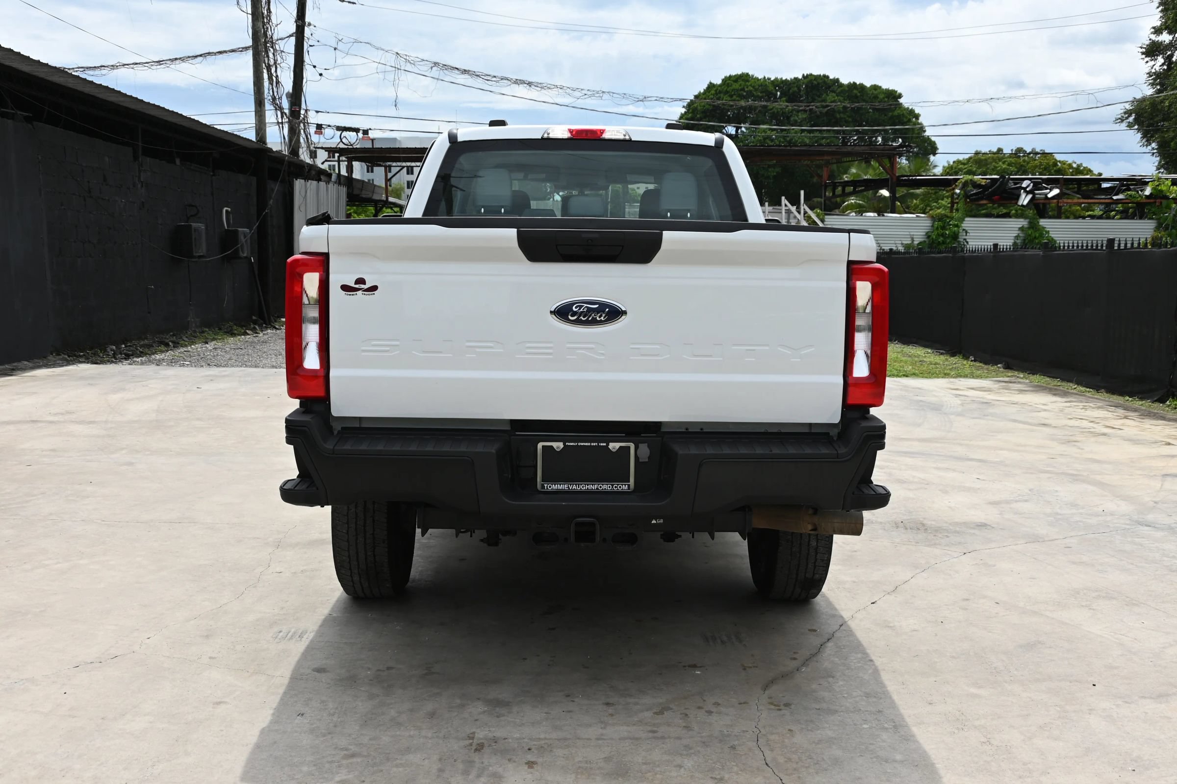 Used 2023 Ford F250 XL AWD/4WD image 5