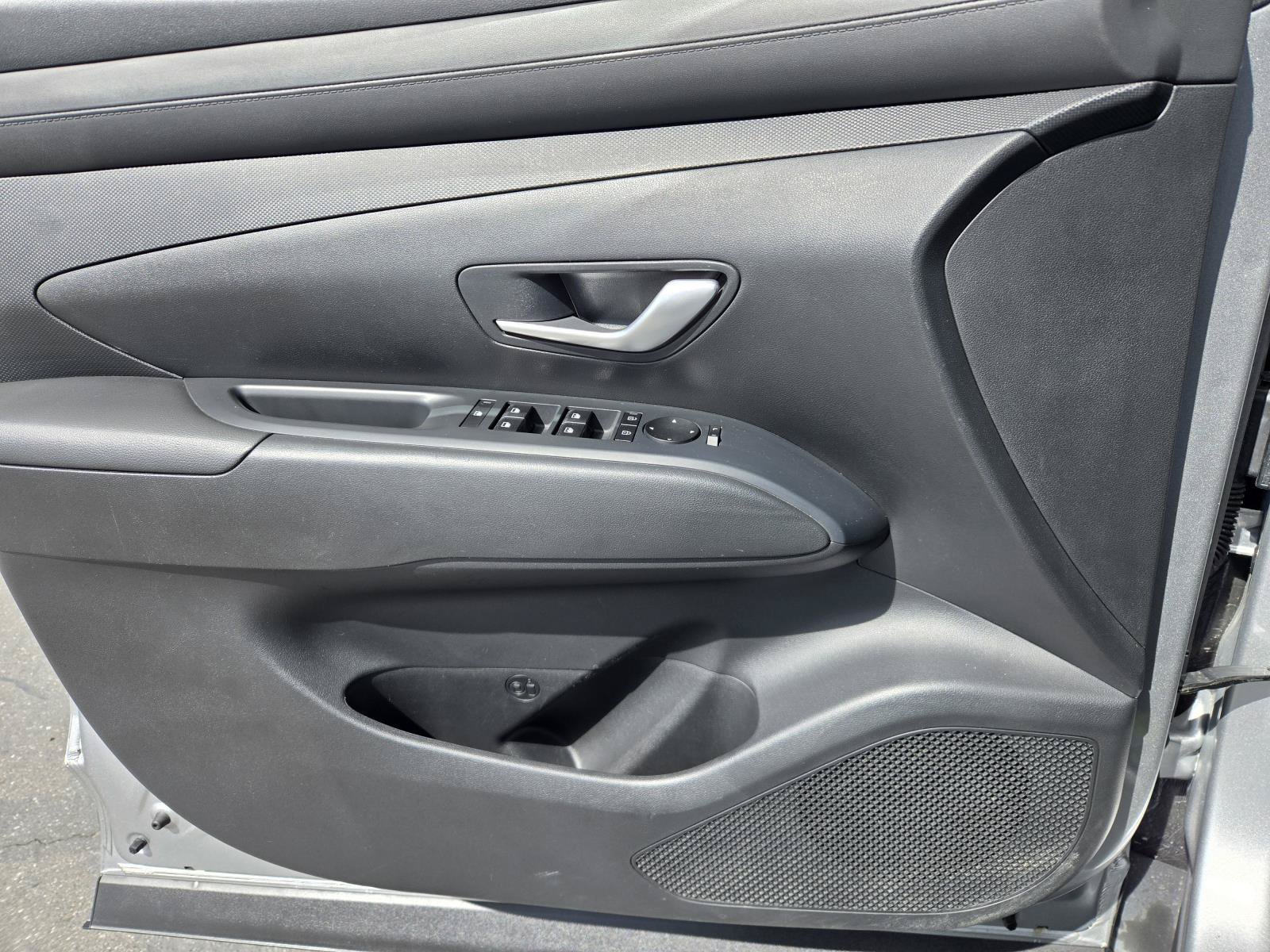 Used 2025 Hyundai Tucson SEL FWD image 19