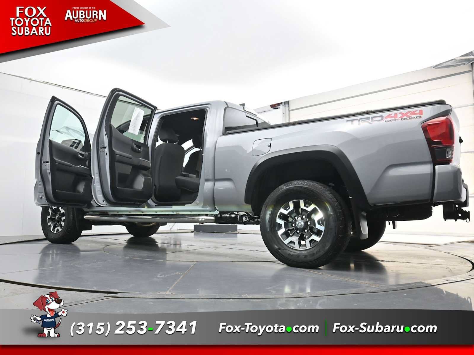 Used 2019 Toyota Tacoma TRD Off-Road w/ Technology Package AWD/4WD image 34