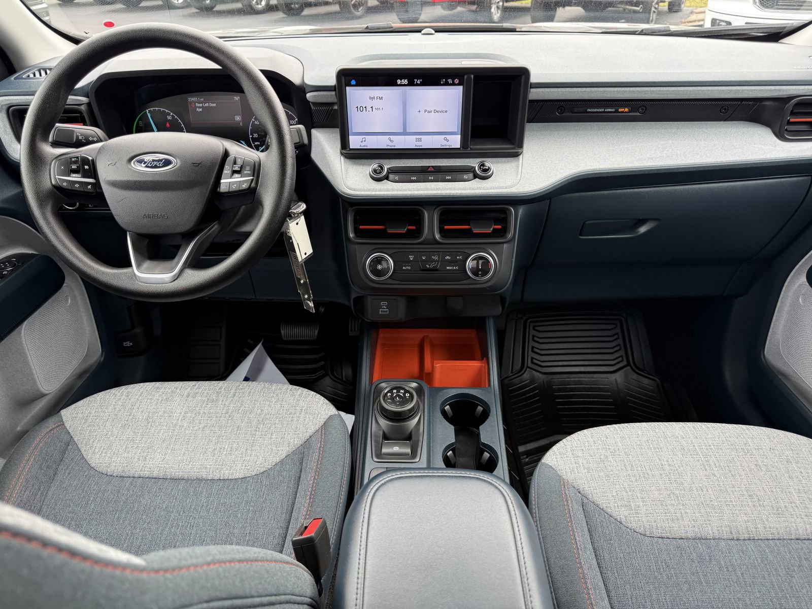 Certified 2024 Ford Maverick XLT image 13