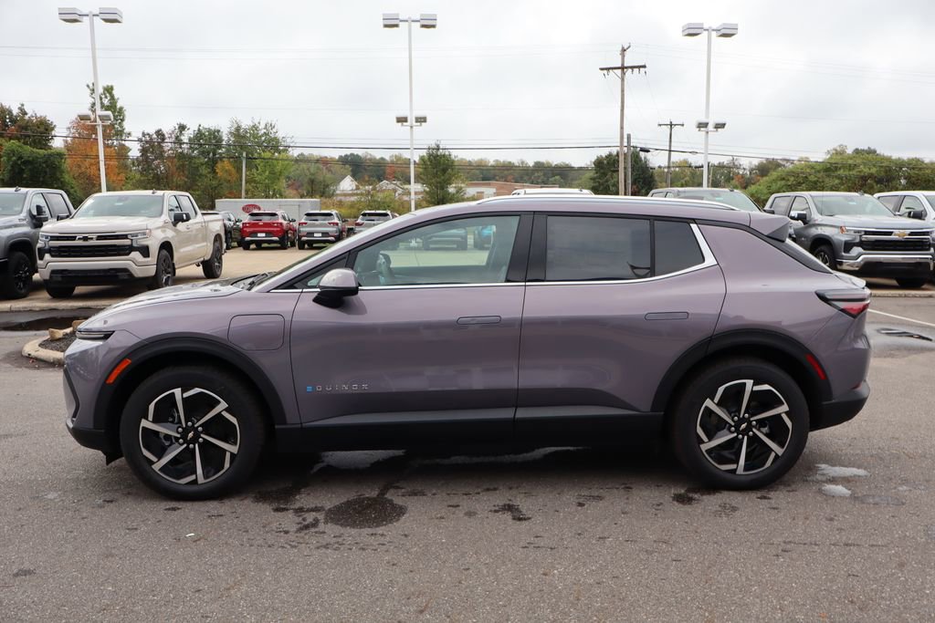 New 2026 Chevrolet Equinox EV LT image 27