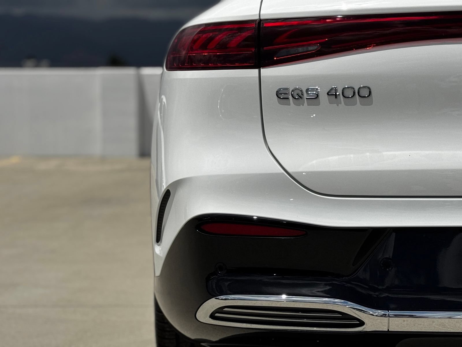New 2026 Mercedes-Benz EQS 400 4MATIC SUV image 11