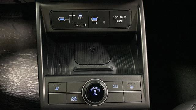 New 2026 Hyundai Kona SEL Premium image 18