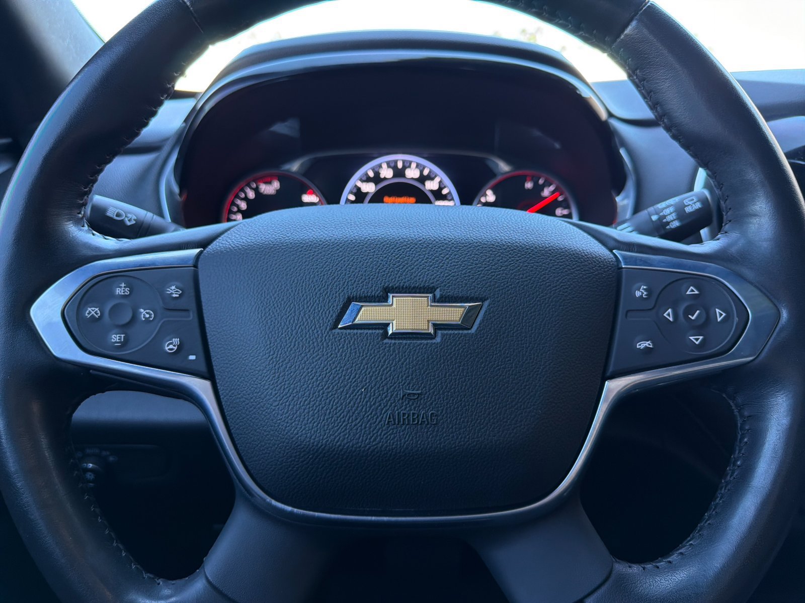 Used 2022 Chevrolet Traverse High Country w/ LPO, 'HIT The Road' Package FWD image 24