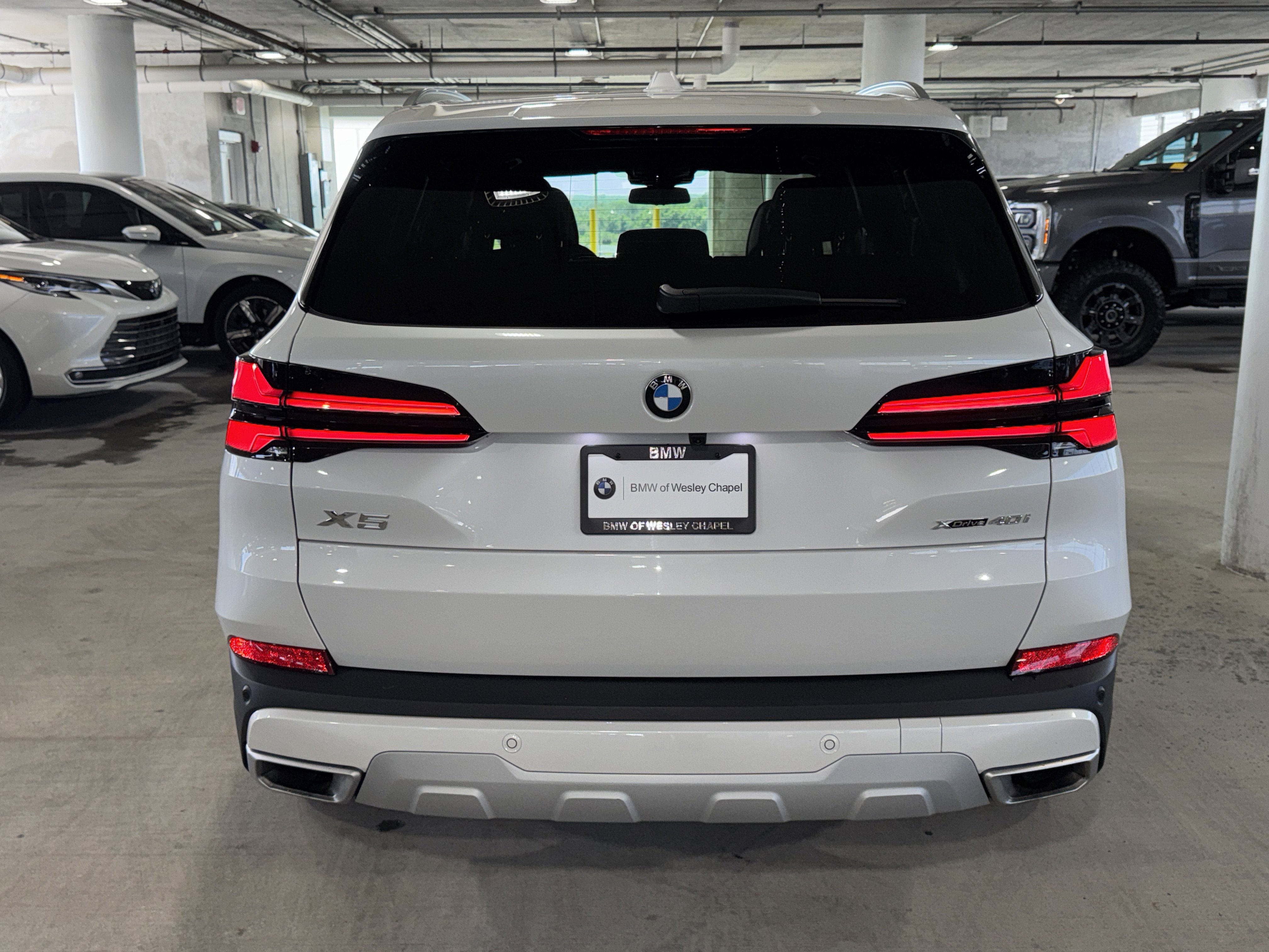 Used 2026 BMW X5 xDrive40i w/ Climate Comfort Package image 7