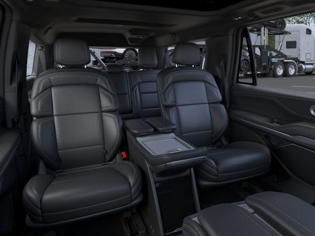 New 2026 Lincoln Navigator L Reserve image 11