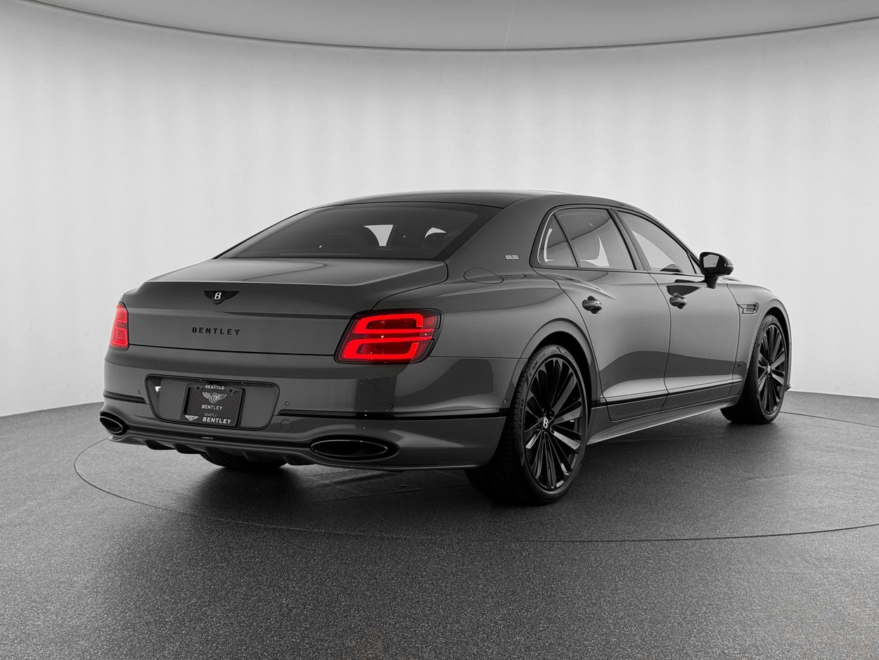 New 2025 Bentley Flying Spur Plug-In Hybrid AWD/4WD image 6
