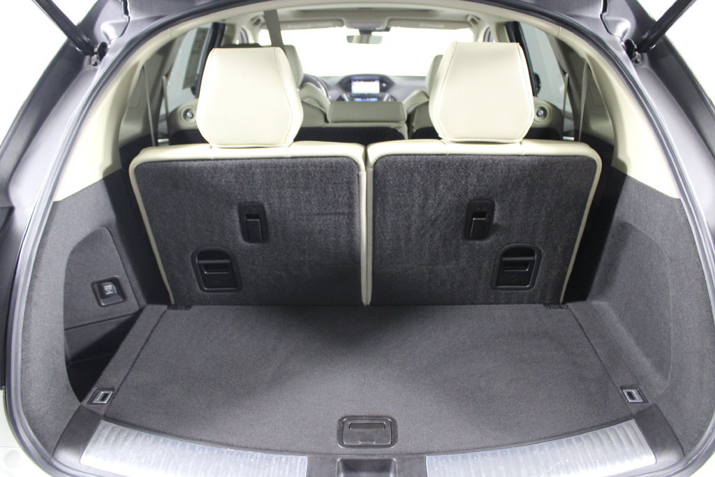 Used 2017 Acura MDX w/ Technology Package AWD/4WD image 16