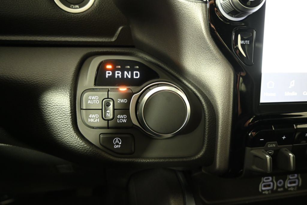 Used 2026 RAM 1500 Big Horn AWD/4WD image 31