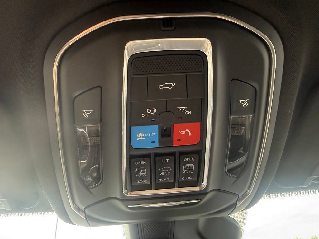 New 2026 Jeep Grand Cherokee L Limited AWD/4WD image 30