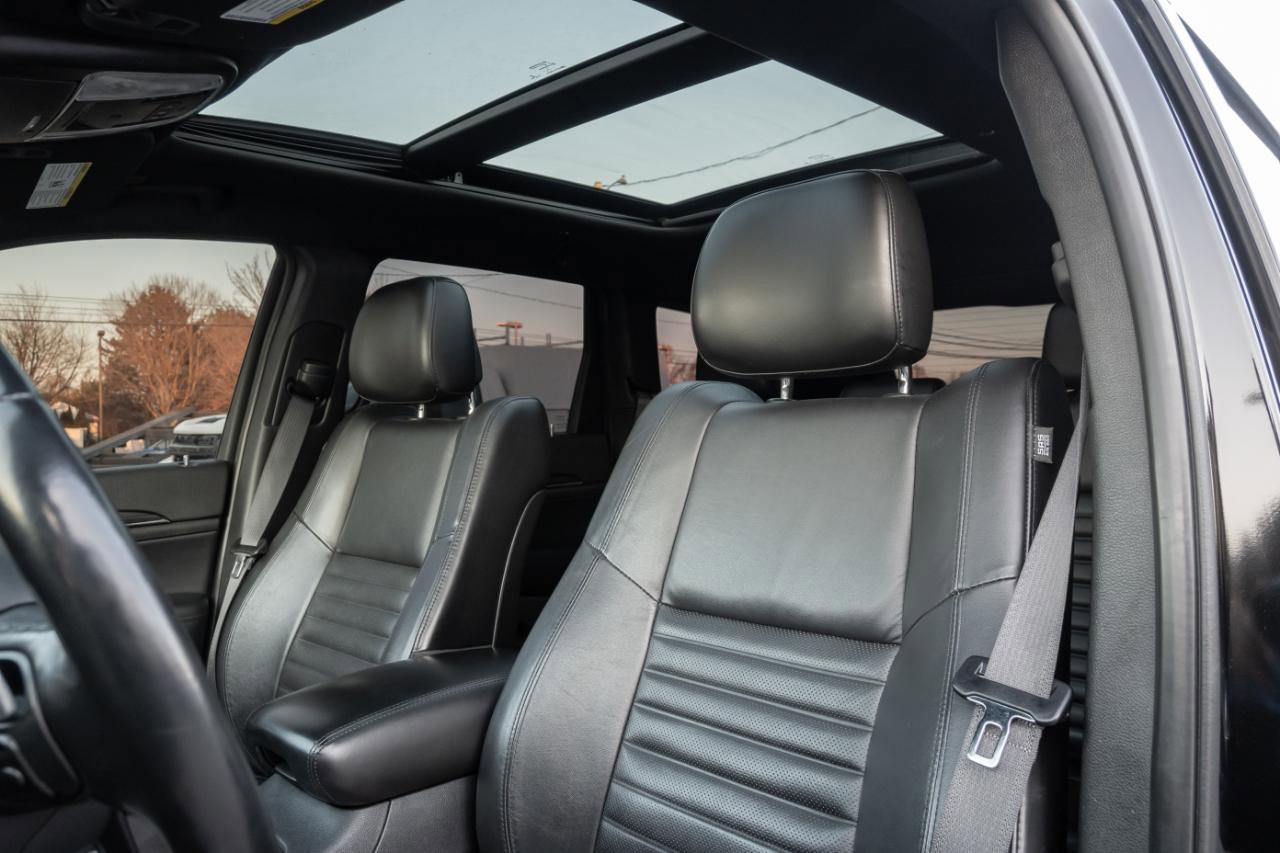 Used 2020 Jeep Grand Cherokee Limited X image 16