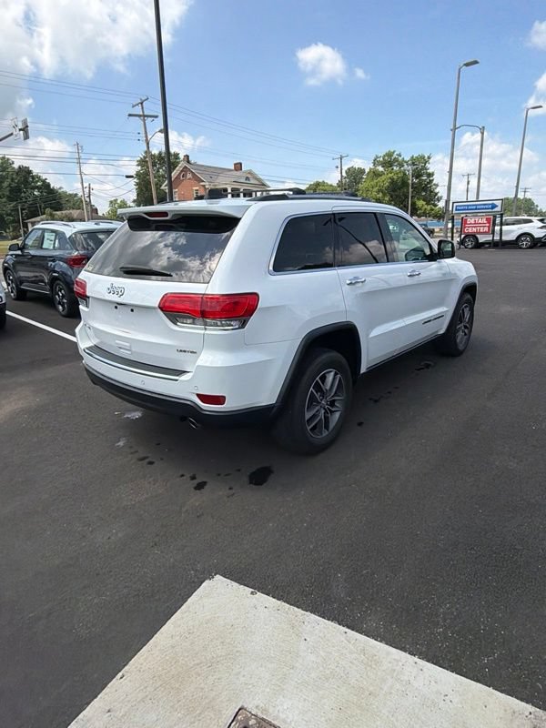 Used 2018 Jeep Grand Cherokee Limited AWD/4WD image 6