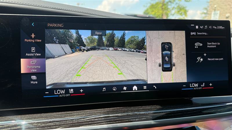 Used 2025 BMW 750e xDrive w/ Executive Package AWD/4WD image 40