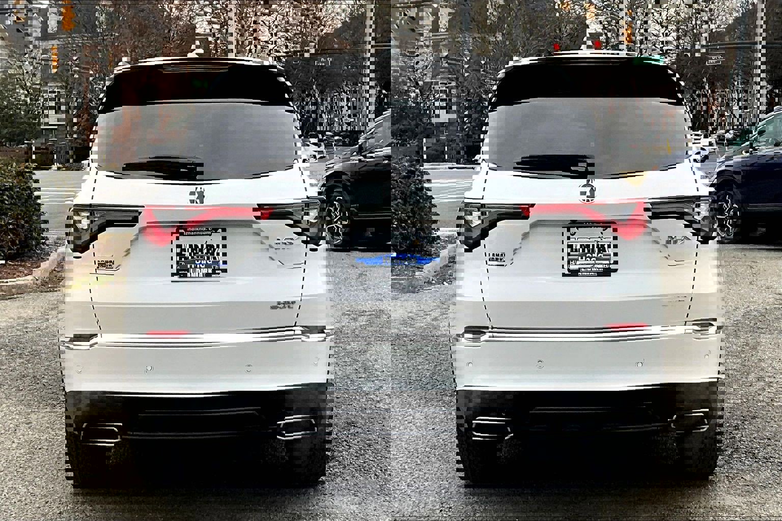 Used 2024 Acura MDX SH-AWD w/ Advance Package image 4