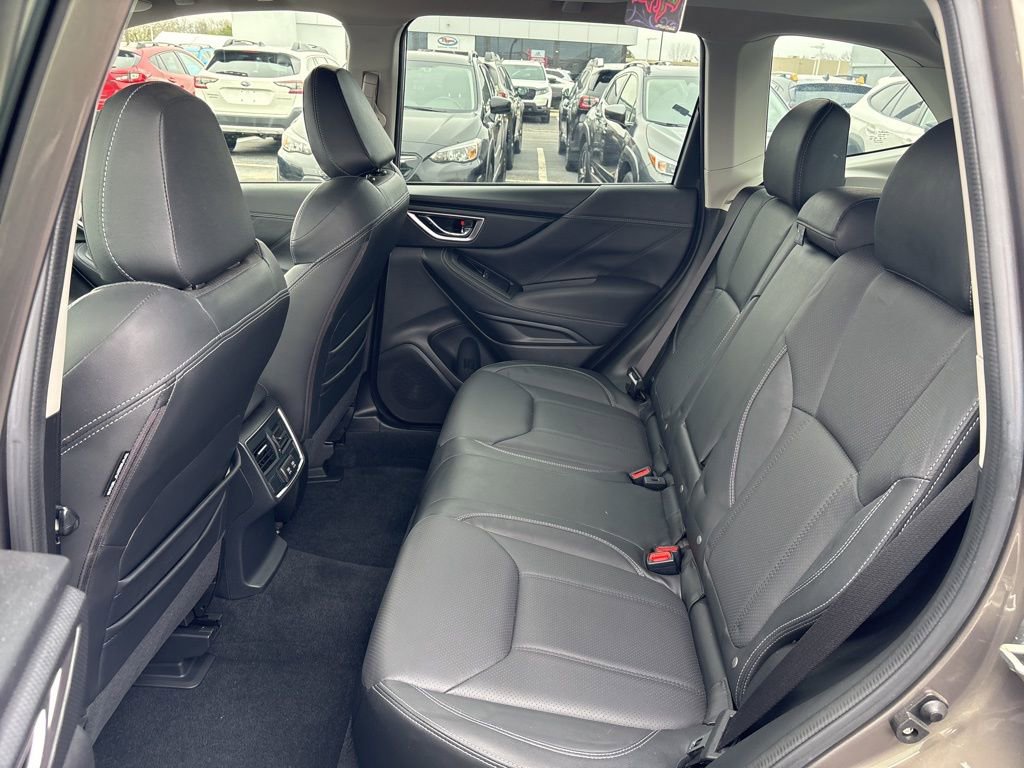 Used 2019 Subaru Forester Limited w/ Popular Package #3 image 12