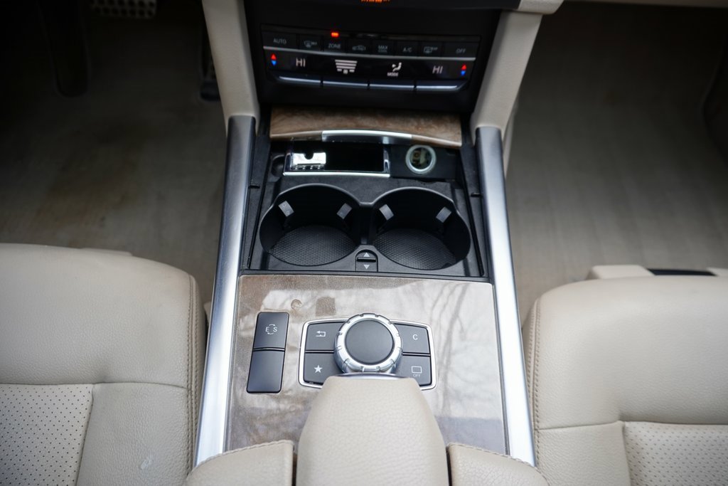 Used 2016 Mercedes-Benz E 350 Sedan image 16