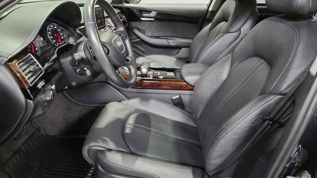 Used 2015 Audi A8 L 3.0T w/ Premium Package image 25