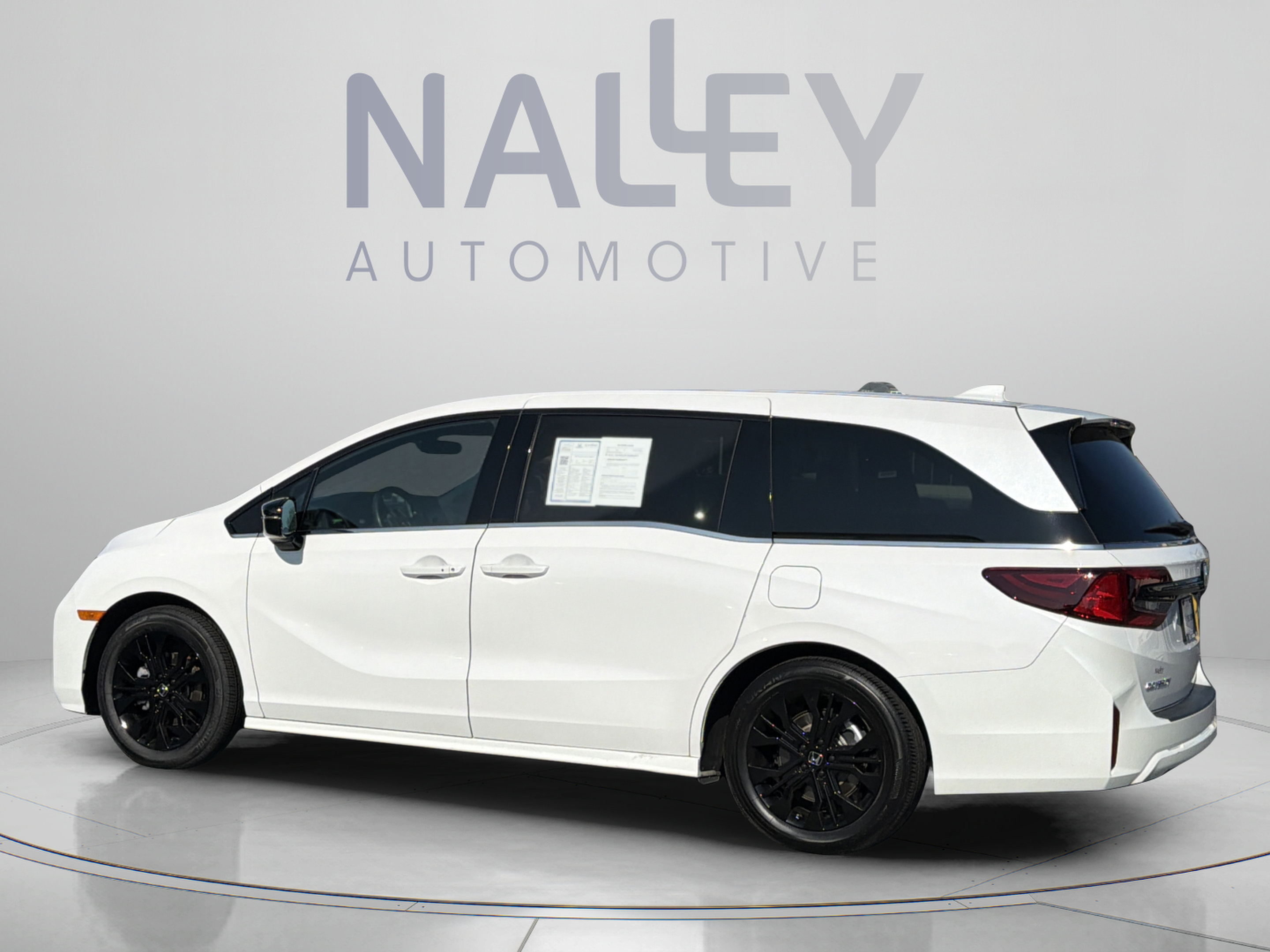 Certified 2025 Honda Odyssey Sport-L image 3