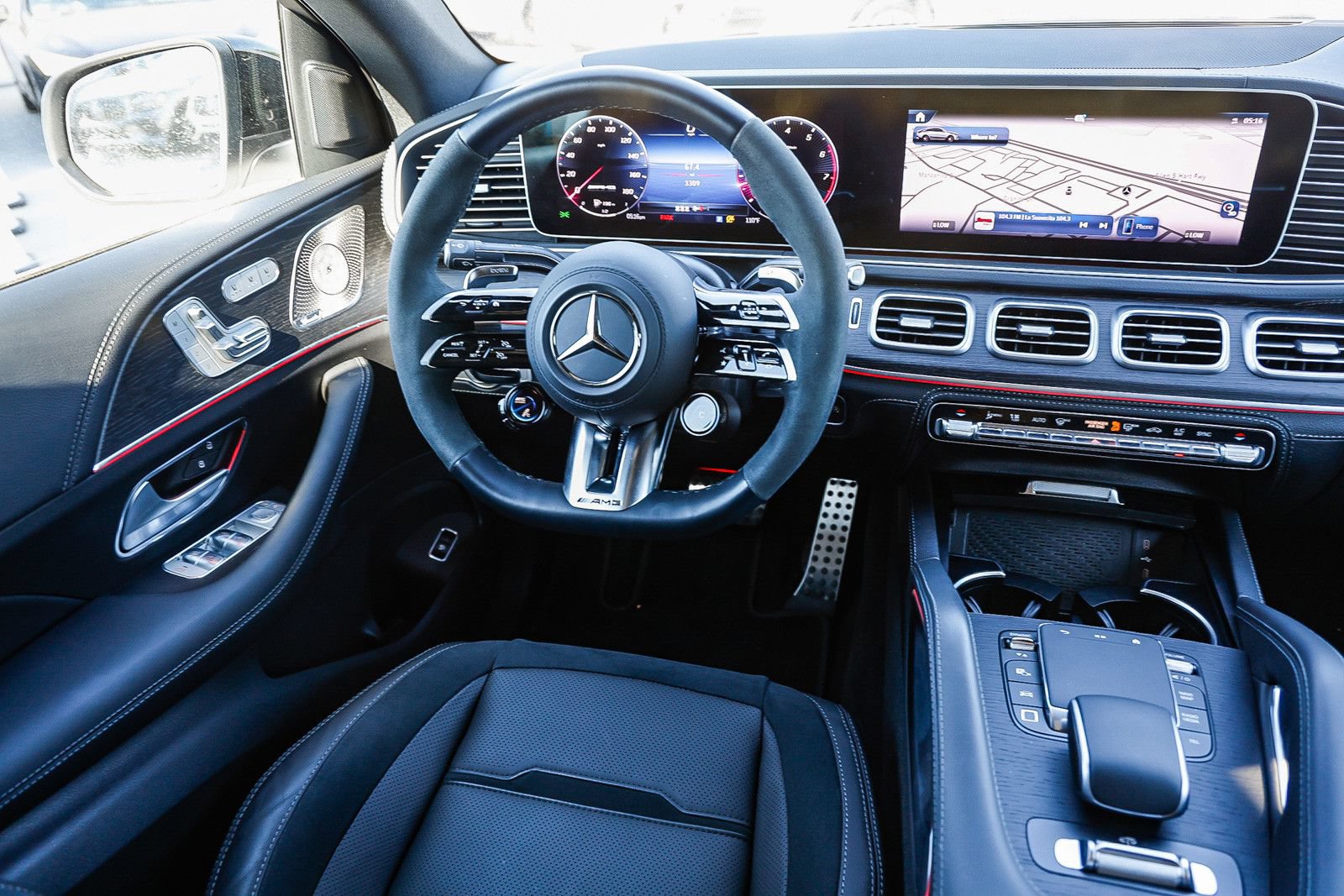 Used 2025 Mercedes-Benz GLE 53 AMG 4MATIC Coupe image 14
