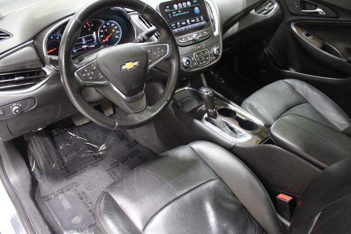 Used 2018 Chevrolet Malibu Premier w/ Premier Sun and Wheel Package image 45