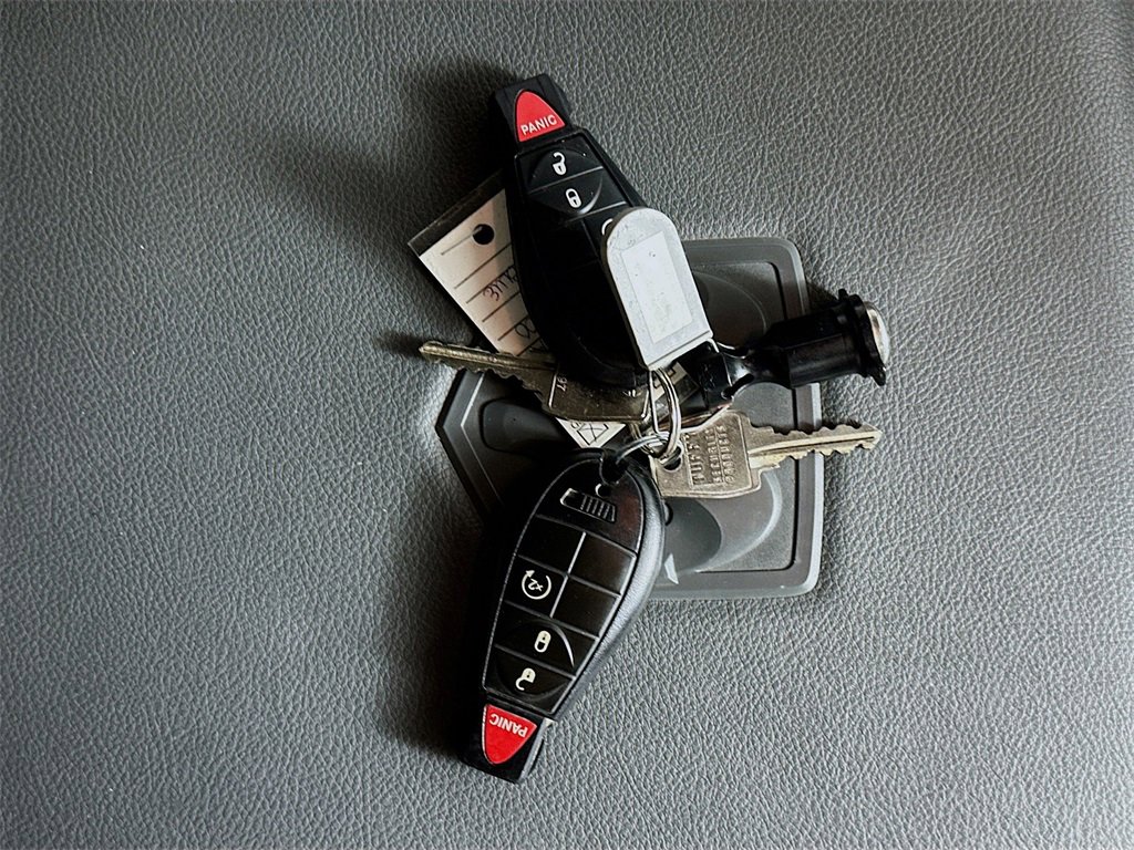 Used 2018 RAM 1500 Big Horn image 34