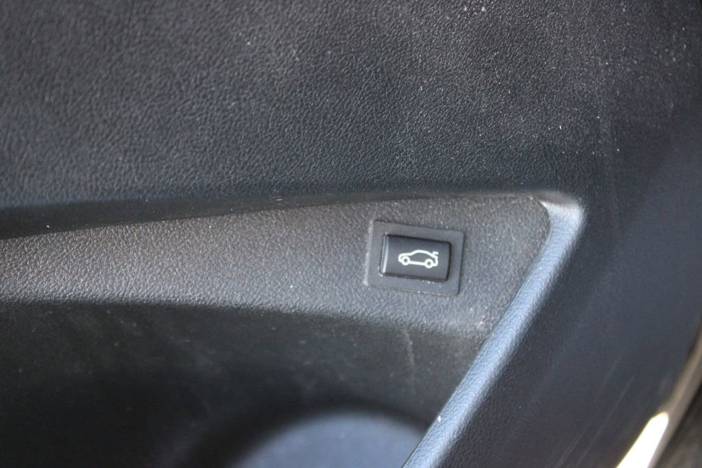 Used 2024 BMW M240i xDrive Coupe w/ Premium Package image 27