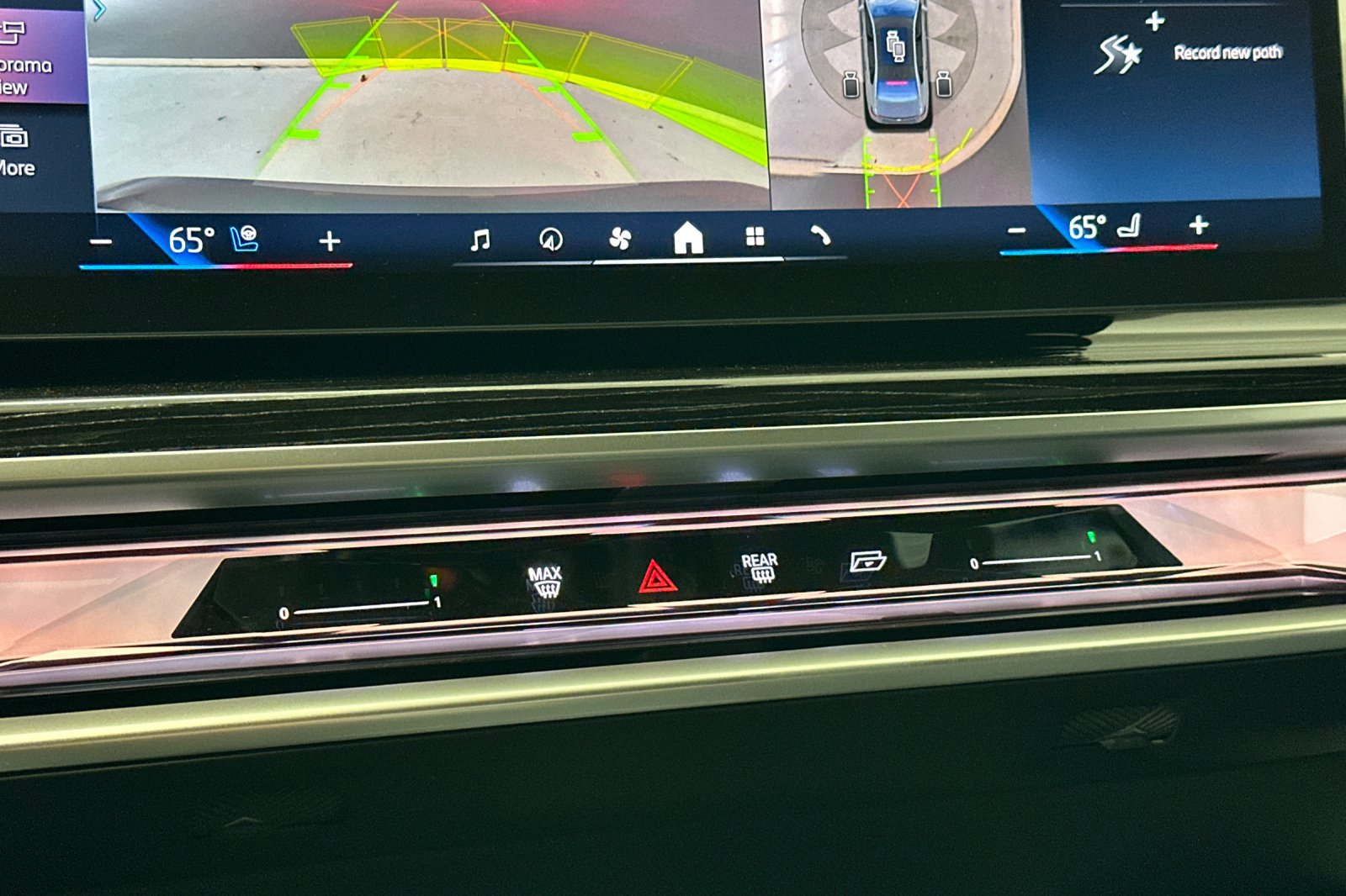 New 2026 BMW i7 eDrive50 w/ Executive Package image 24