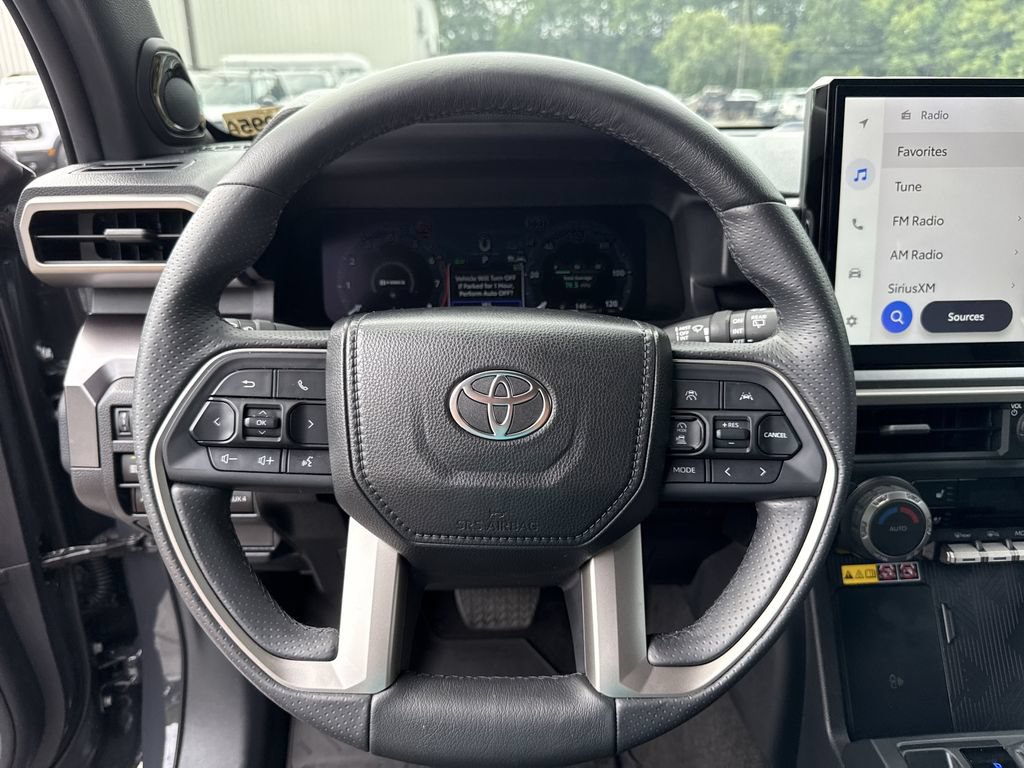 Used 2025 Toyota 4Runner TRD Off-Road Premium AWD/4WD image 24
