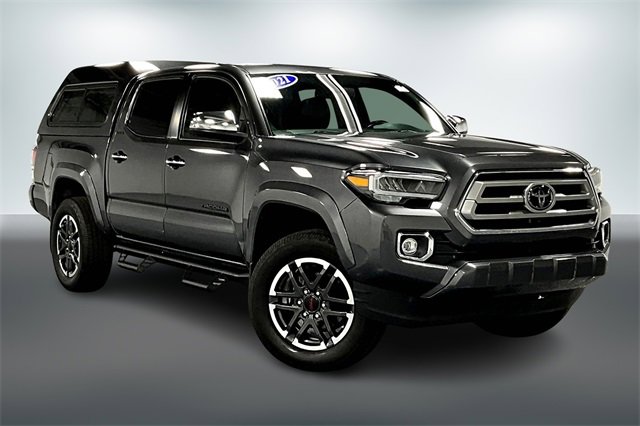 Used 2021 Toyota Tacoma Limited image 1