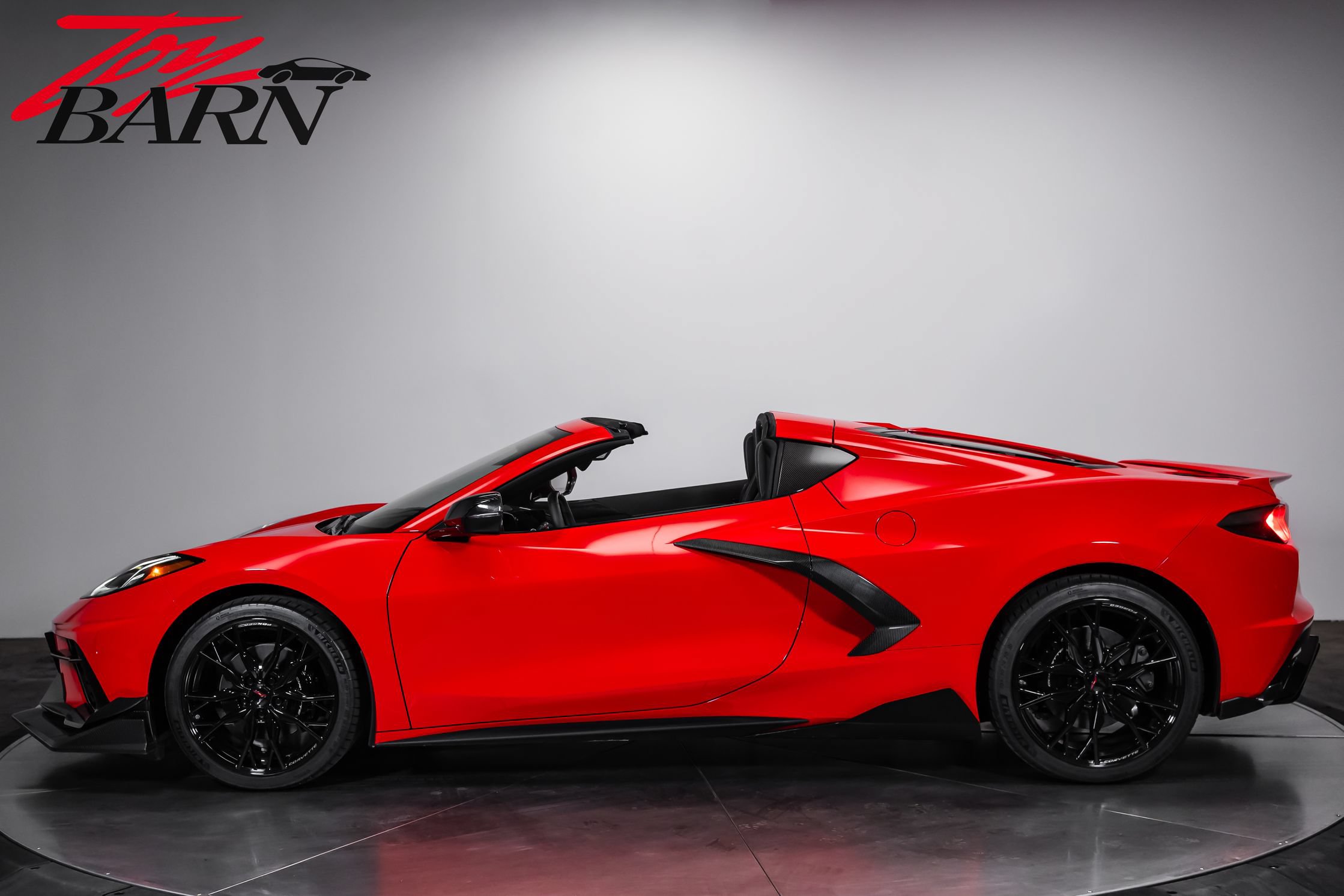 Used 2024 Chevrolet Corvette Stingray Coupe w/ 1LT RWD video 2