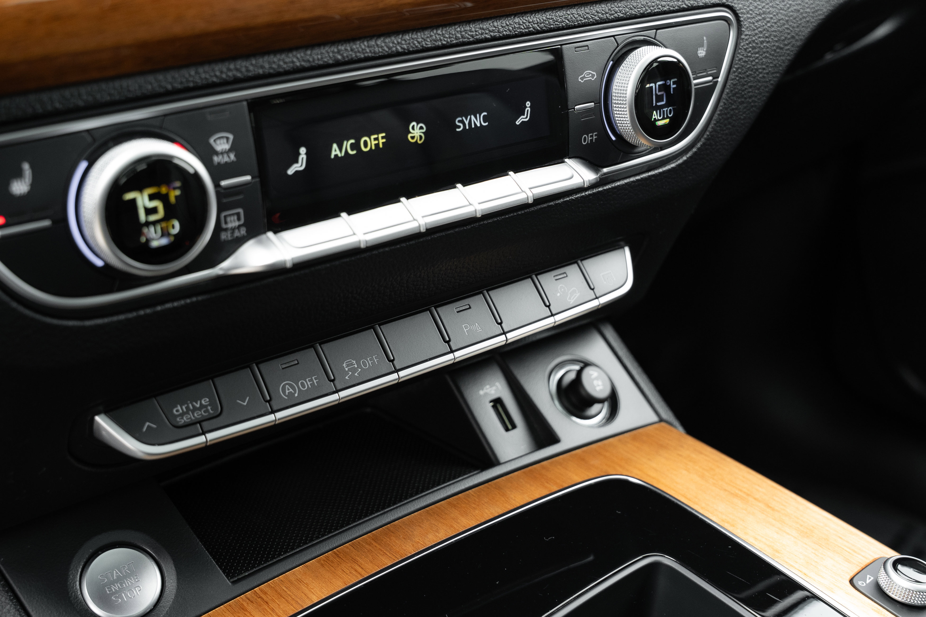 Certified 2023 Audi Q5 2.0T Premium w/ Convenience Package image 14