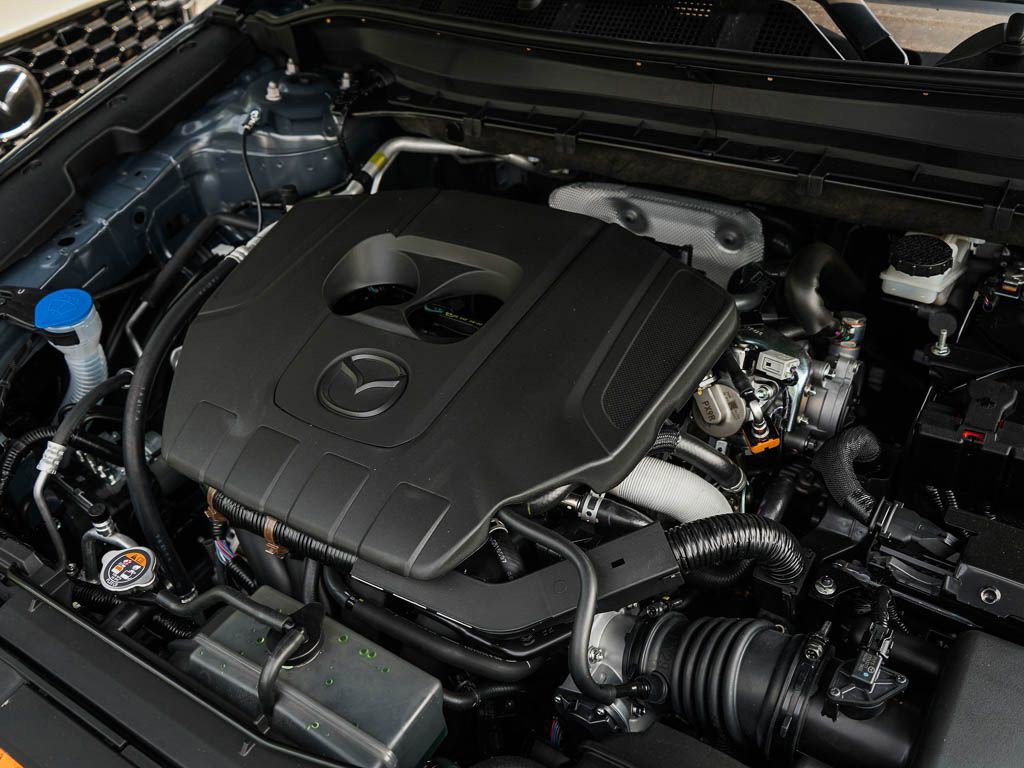 New 2025 MAZDA CX-5 Carbon Edition image 6