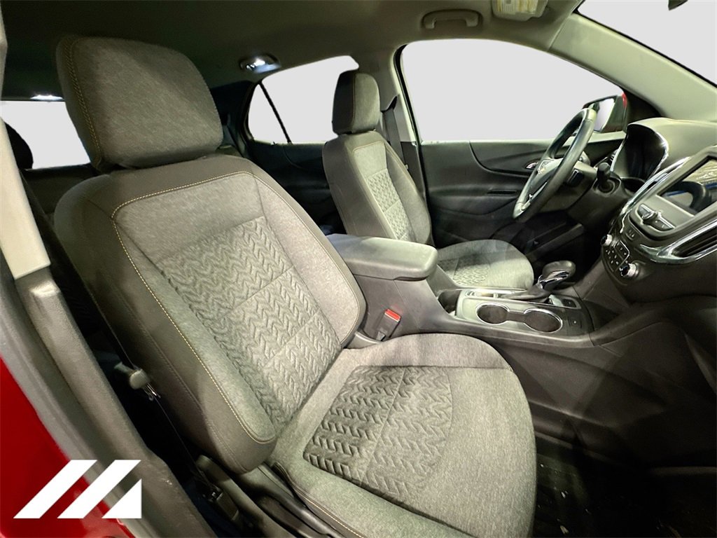 Used 2023 Chevrolet Equinox LT image 29